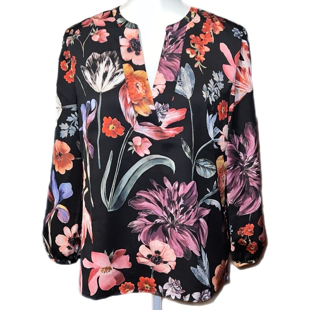 J. Crew - Open V-neck Top - Midnight Dutch Floral - Size Small - Picture 5 of 6